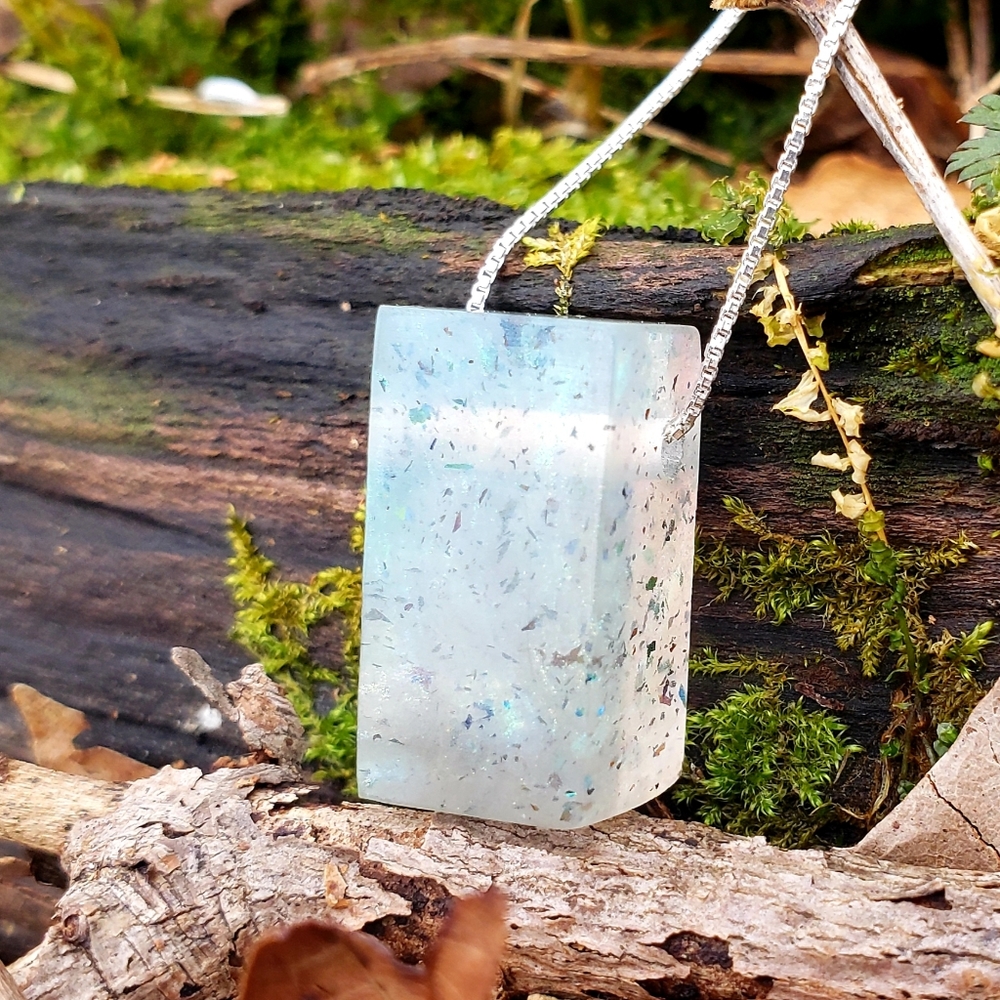 Resin pendant with chain. 16" or 18"